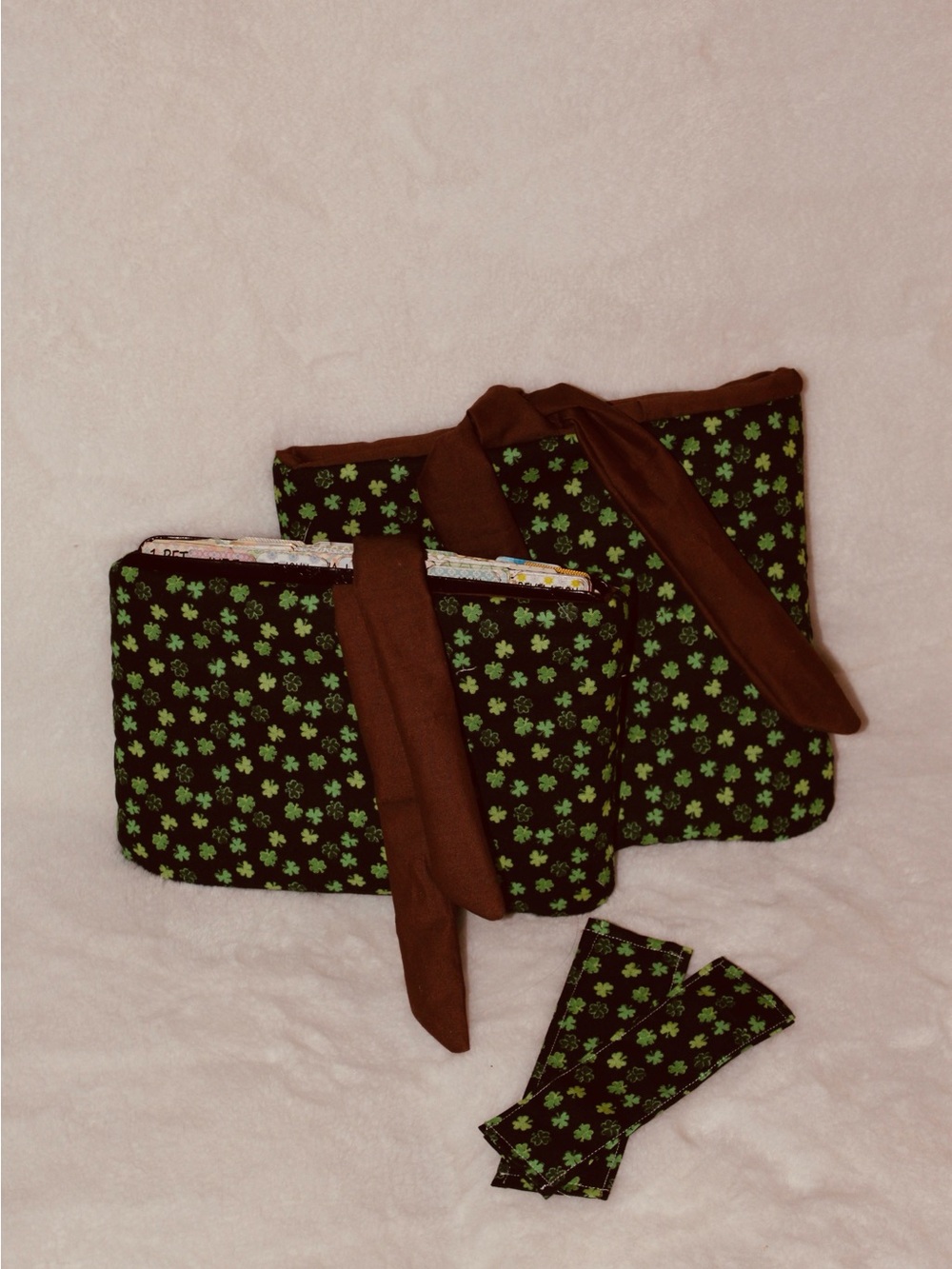 Mommy and mini Brown Bible/book Sleeve Set with Green Clover Print